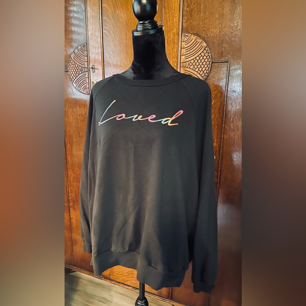 3/$15 ~ Rebellious One ~ “LOVED” 🥰 ❤️ 💞 Sweatshirt… 🌈 - Picture 6 of 7
